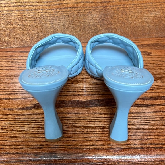 Vince Camuto Blue Reselm Quilted Strap Leather Square Toe Mule Sandal Size 10 - Picture 4 of 11